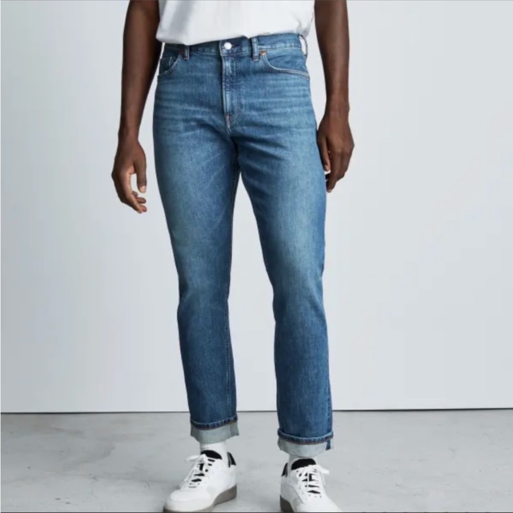 EVERLANE Men's The Selvedge Slim Fit Jean in Mid Indigo Wash 32x32
